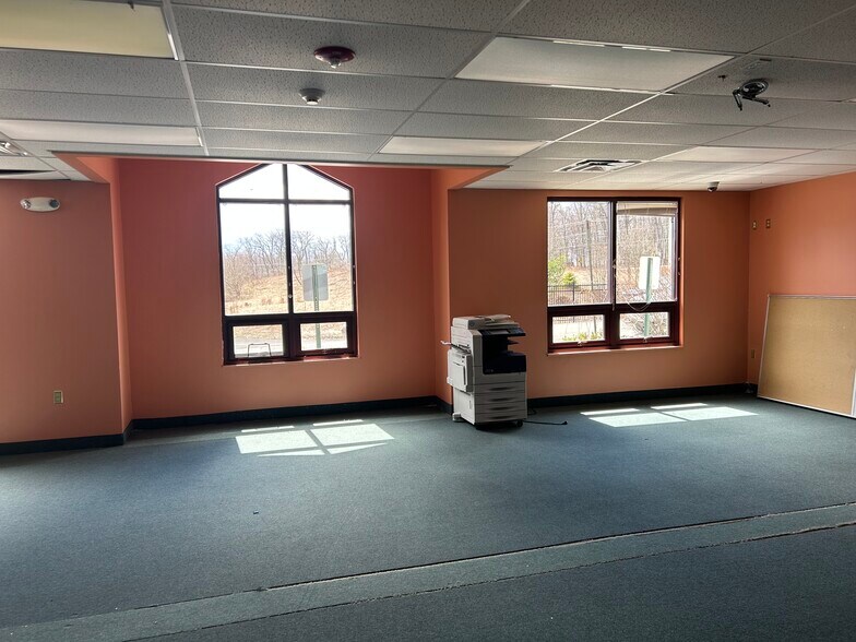 More Photos Of 1110 Carriage Ln, Tobyhanna Schools For Sale