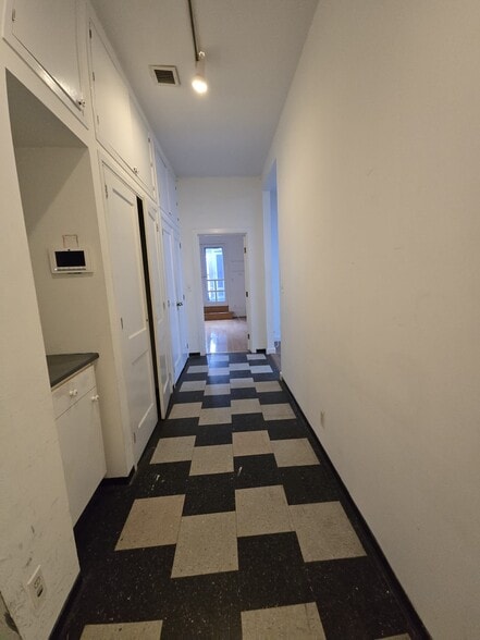 More Photos Of 129 11th St, Brooklyn Manufacturing For Lease