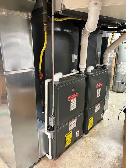 More Photos Of 1800 Union St, Lafayette Office For Sale