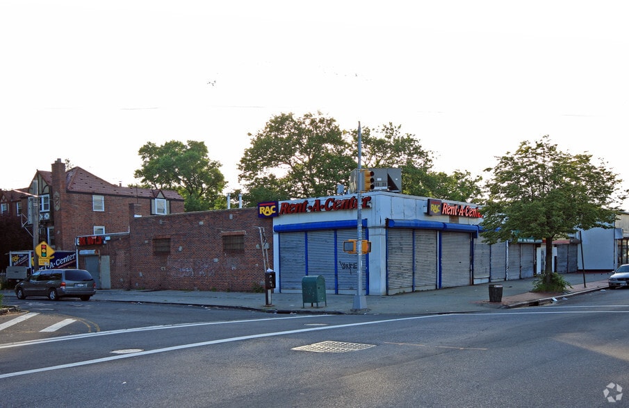 Primary Photo Of 231-01 Merrick Blvd, Jamaica Storefront For Lease