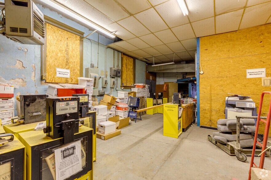 More Photos Of 113 W Harvey Ave, Wellington Office For Sale