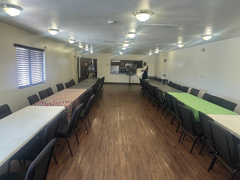 More Photos Of 4307 Rosecrans Ave, Compton Specialty For Lease
