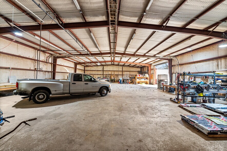 More Photos Of 3825 TX-154 Hwy, Quitman Office Residential For Sale