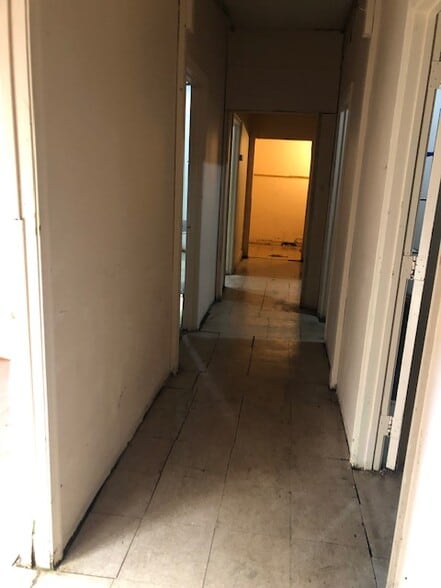 More Photos Of 6705 Holabird Ave, Dundalk Storefront For Sale