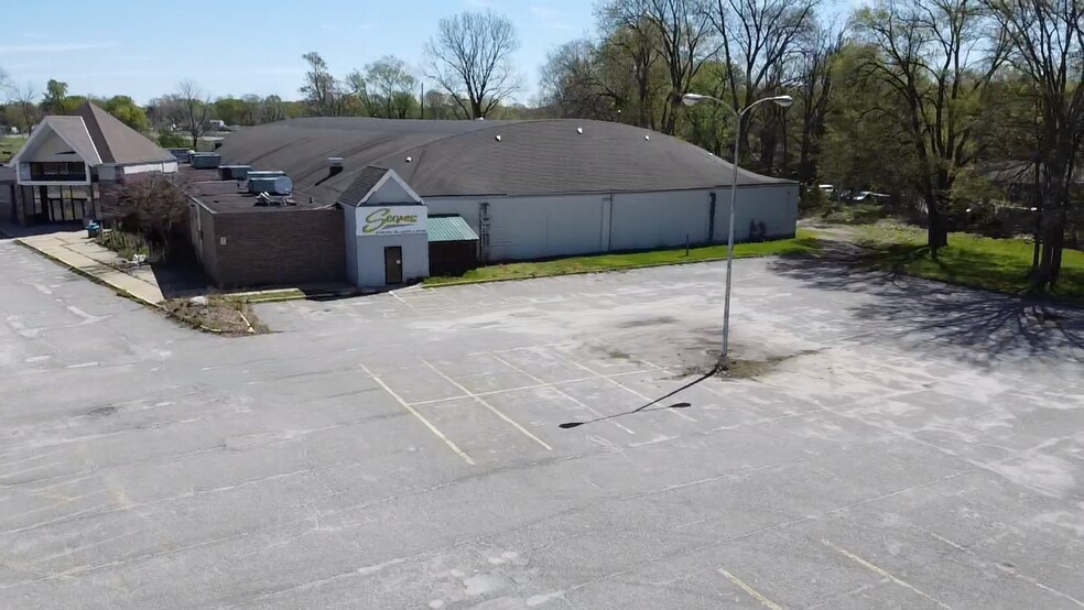 More Photos Of 65 Normandy Dr, Painesville Bowling Alley For Sale