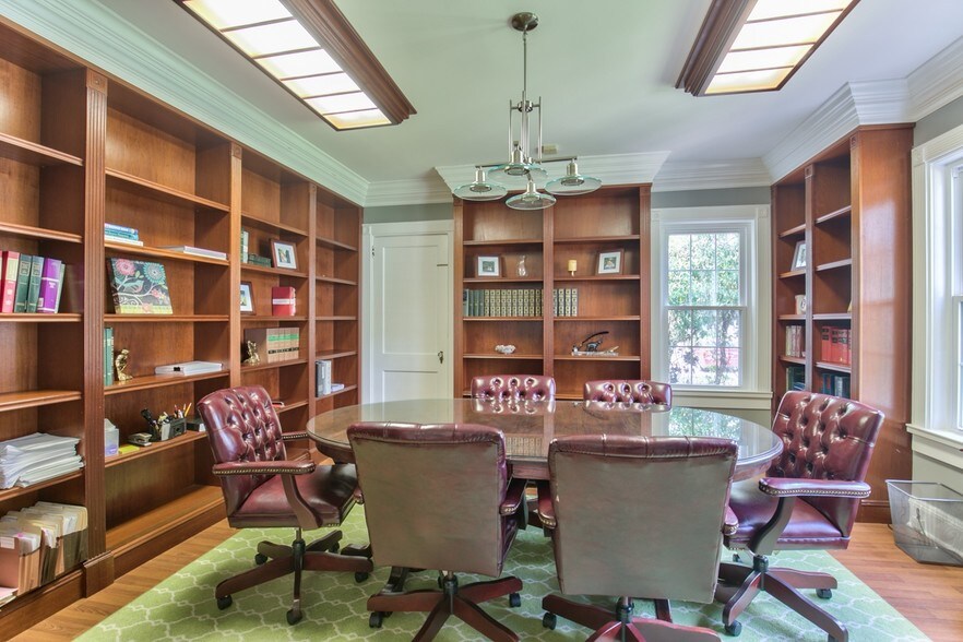 More Photos Of 863 E Park Ave, Tallahassee Office For Lease