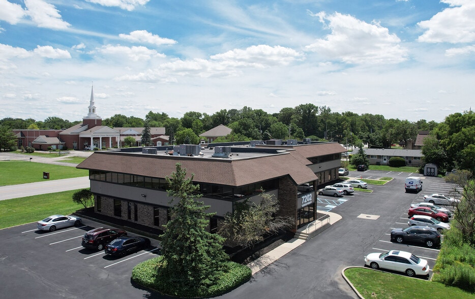 More Photos Of 7202 N Shadeland Ave, Indianapolis Office For Lease