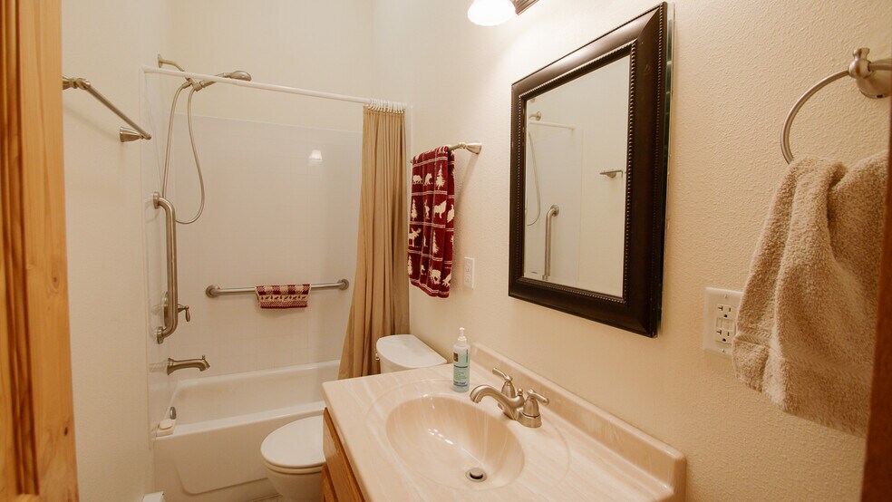 More Photos Of 897 E Cocks Comb Dr, Teasdale Land For Sale