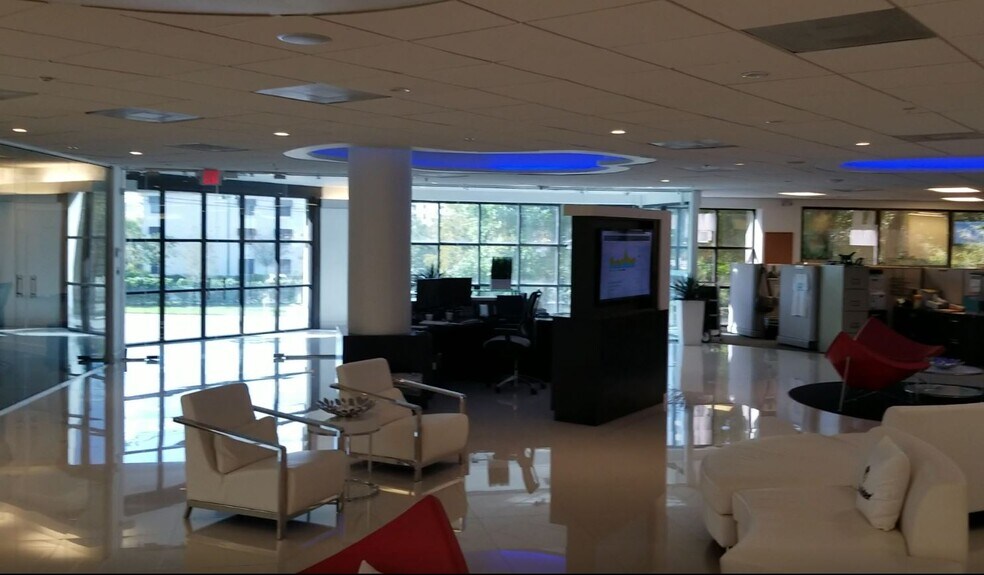 More Photos Of 1800 NW 69th Ave, Plantation Light Distribution For Lease