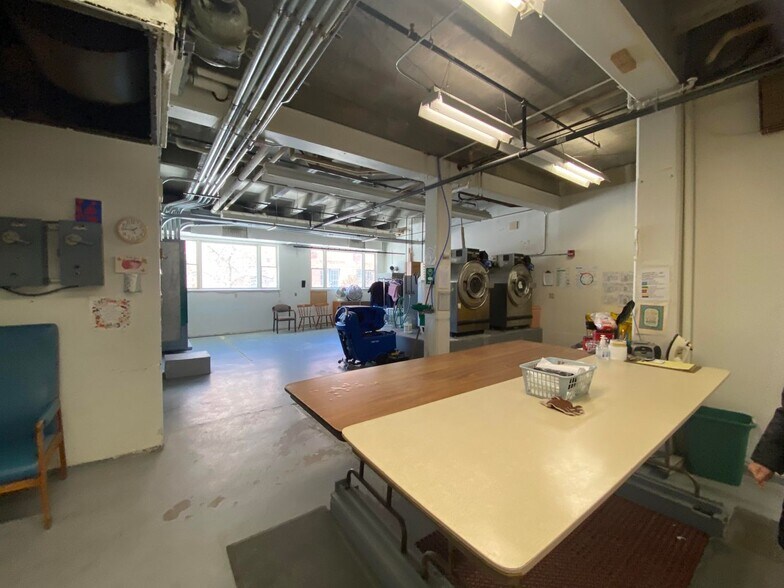 More Photos Of 25 Ewing St, Helena Medical For Sale