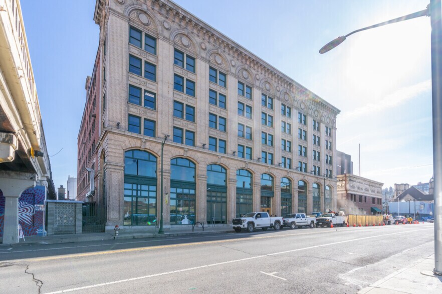 More Photos Of 157 S Howard St, Spokane Office For Lease