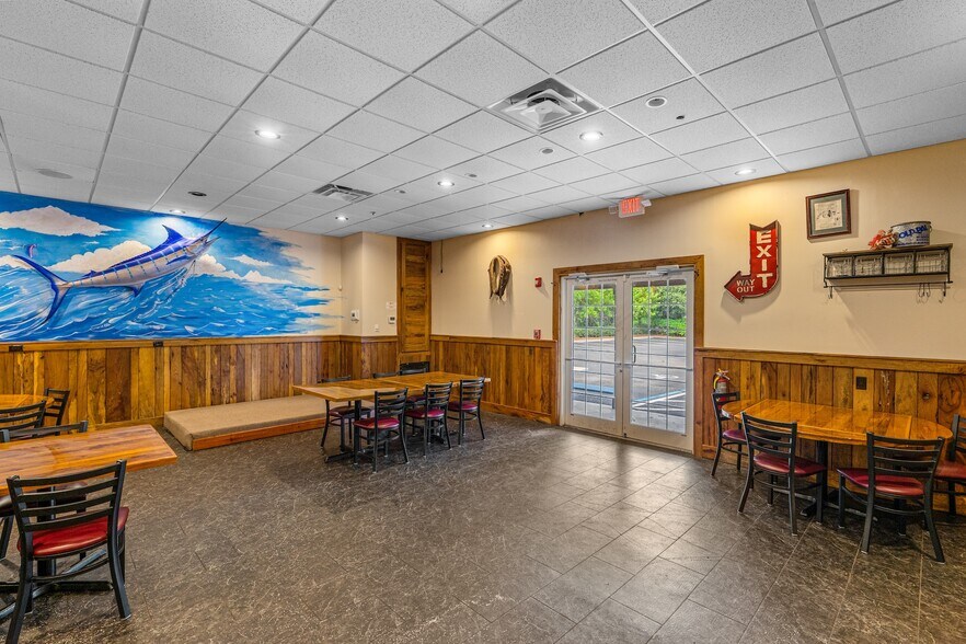 More Photos Of 4170 S Ridgewood Ave, Edgewater Specialty For Lease