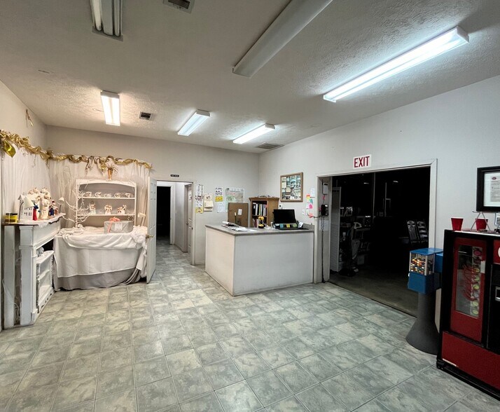 More Photos Of 1103 E Main St, Philadelphia Storefront For Sale