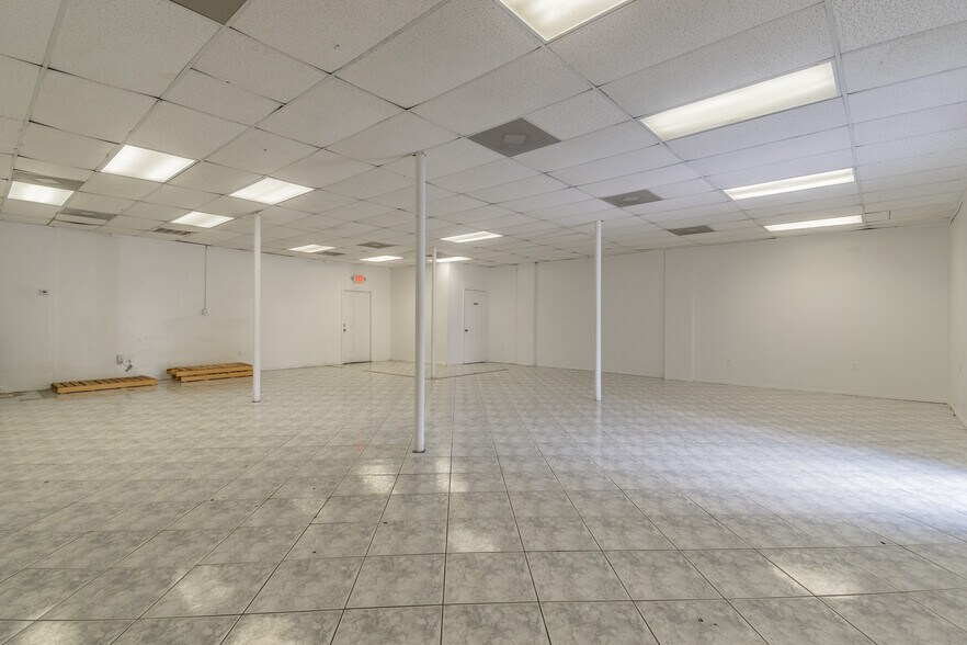 More Photos Of 1700 W Waters Ave, Tampa Freestanding For Sale