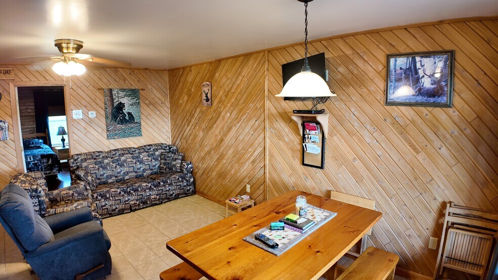 More Photos Of 109 Sinclair Rd, Sinclair Sports And Entertainment For Sale