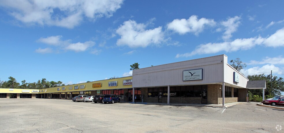 More Photos Of 295 Highway 90, Bay Saint Louis Storefront For Lease