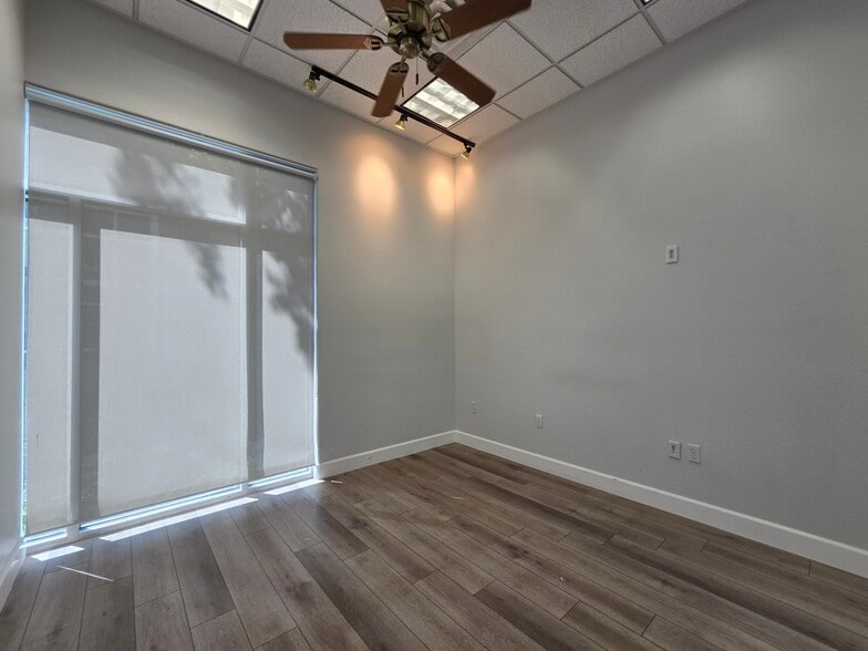 More Photos Of 2435 W Horizon Ridge Pky, Henderson Medical For Lease