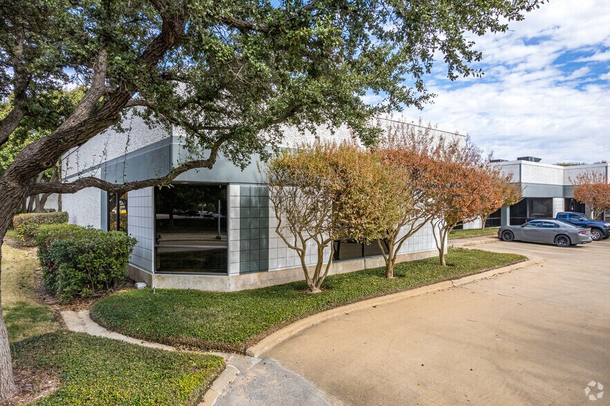 More Photos Of 1800 N Glenville Dr, Richardson Unknown For Lease