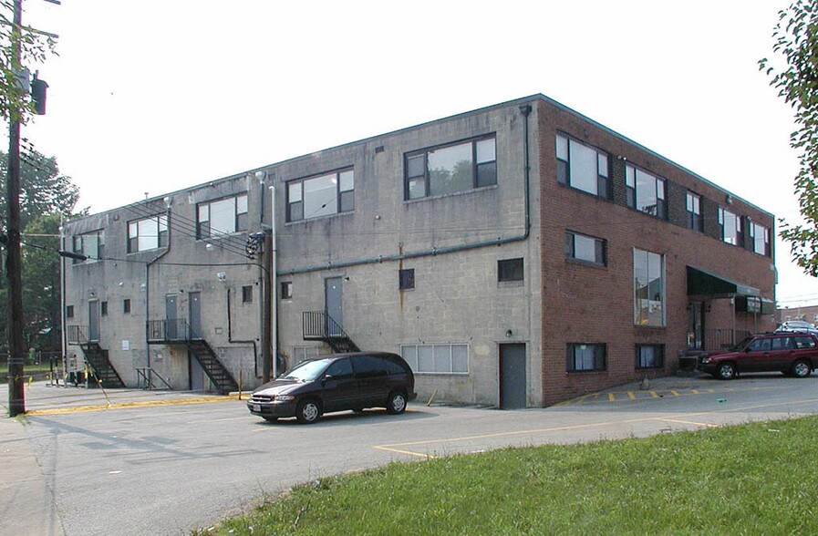 More Photos Of 6999 Reisterstown Rd, Baltimore Office For Lease