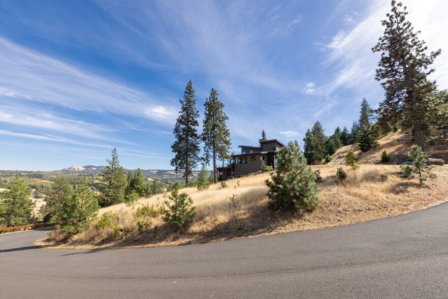 More Photos Of 371 Ponderosa Place, Mosier Land For Sale