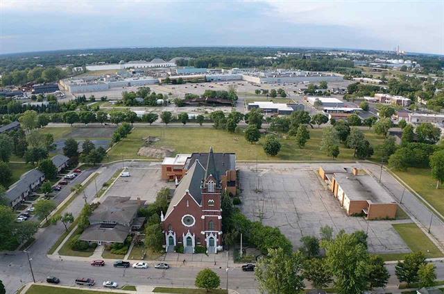 Primary Photo Of 1123 N Sherman St, Bay City Schools For Lease