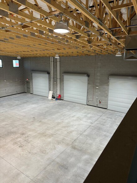 More Photos Of 3842 Development Ct, Las Vegas Warehouse For Lease