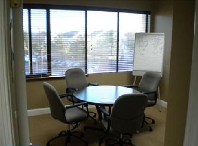 More Photos Of 102 Kings Way W, Sewell Medical For Lease