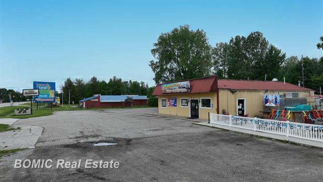 More Photos Of 11850 S Gera Rd, Birch Run Restaurant For Sale
