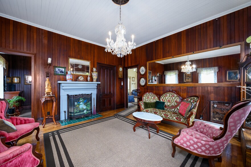 More Photos Of 236 SE Stephens St, Roseburg Hospitality For Sale