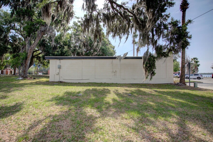 More Photos Of 203 Laurel St, Palatka Office For Sale