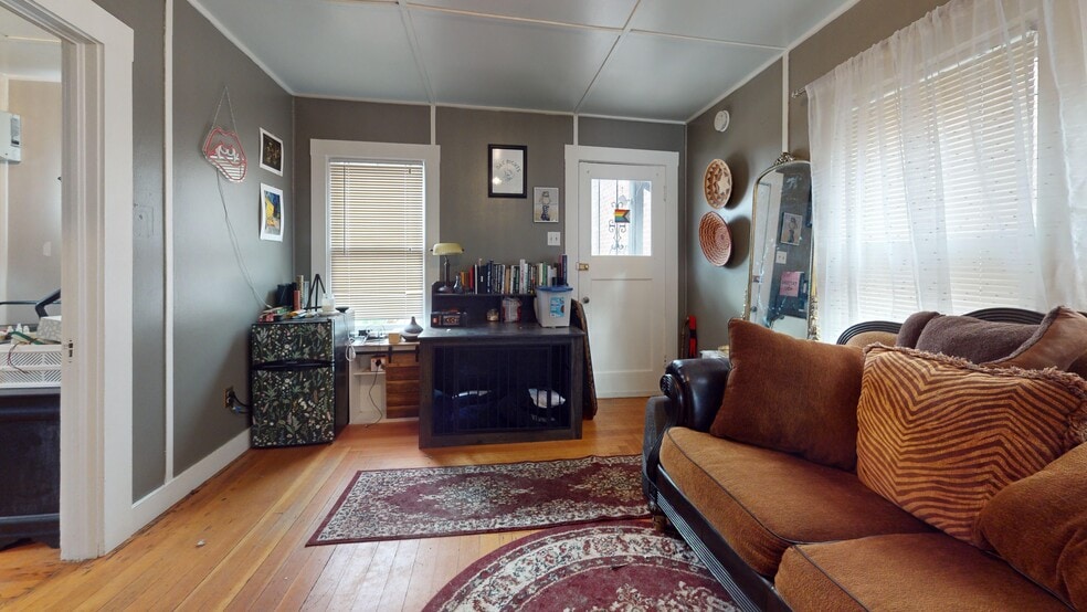 More Photos Of 670 Tahoe St, Reno General Retail For Sale