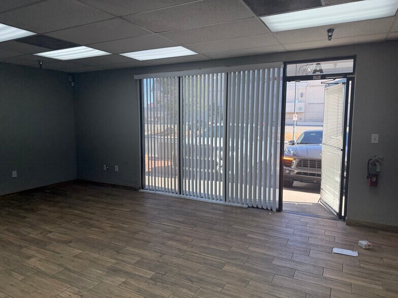 More Photos Of 4655 Quality Ct, Las Vegas Light Manufacturing For Lease