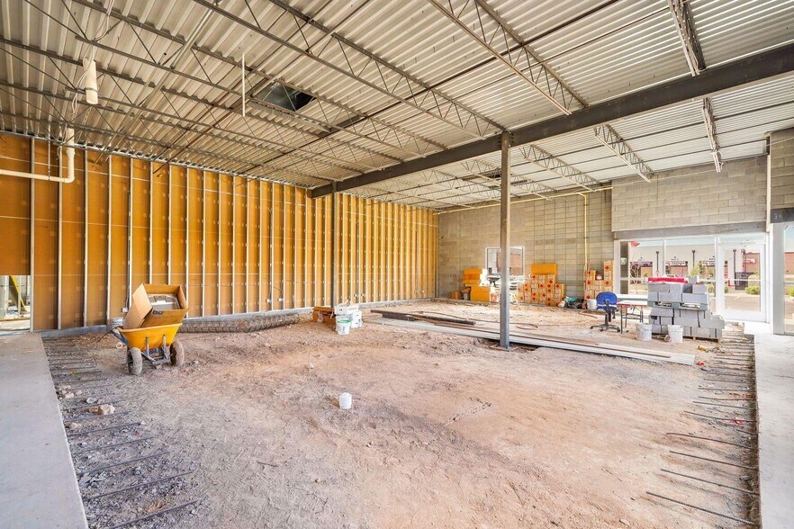 More Photos Of 1910 Amy Sue Dr, El Paso Medical For Lease