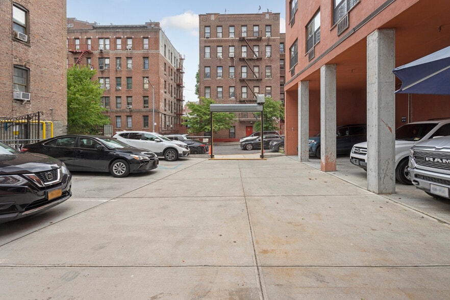 More Photos Of 27 Buchanan Pl, Bronx Apartments For Sale