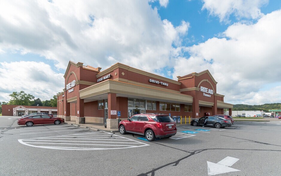 More Photos Of 165 Butler Rd, Kittanning Drugstore For Lease