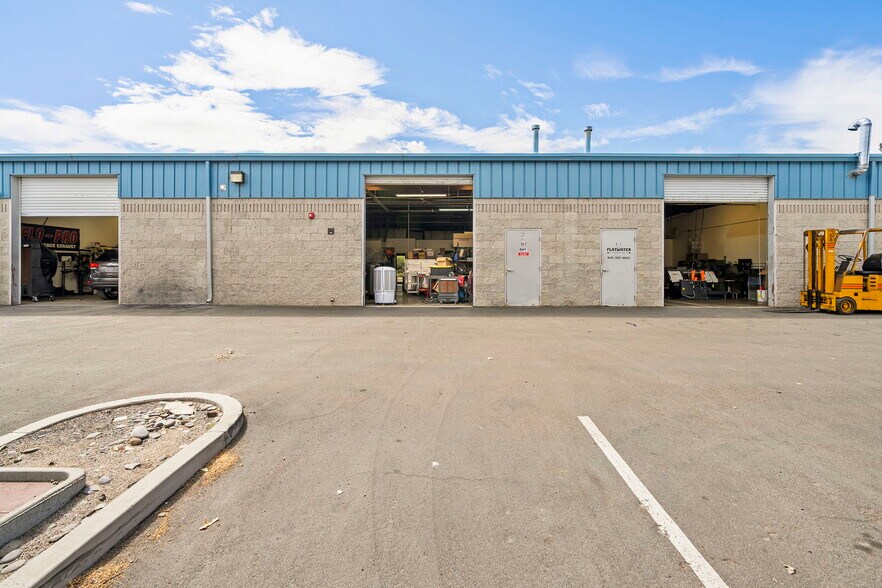 More Photos Of 1176 Angela Ct, Minden Manufacturing For Lease