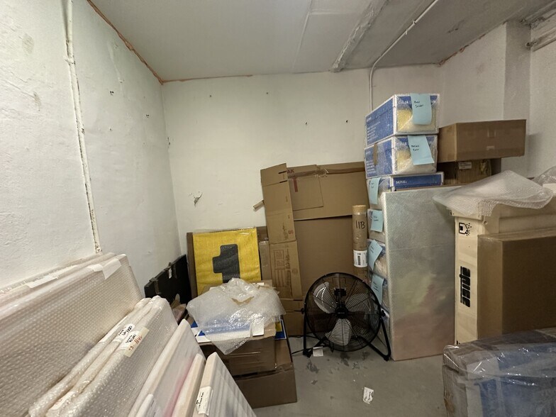 More Photos Of 122 Allen St, New York Storefront Retail Residential For Lease