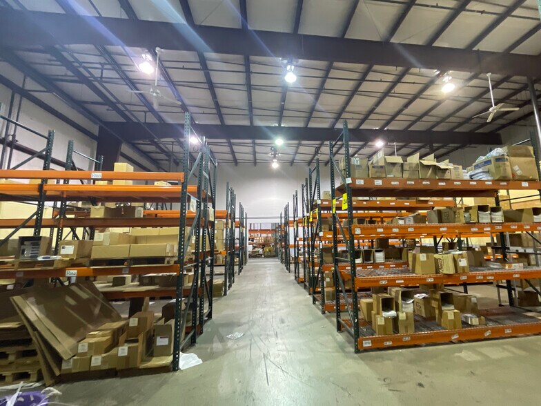 More Photos Of 759 Roble Rd, Allentown Warehouse For Lease