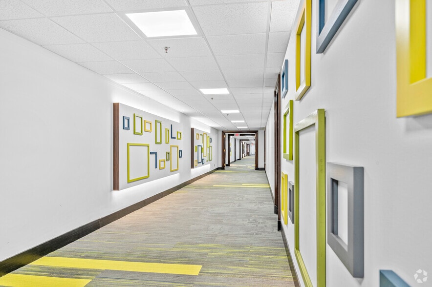 More Photos Of 313 W Liberty St, Lancaster Office For Lease