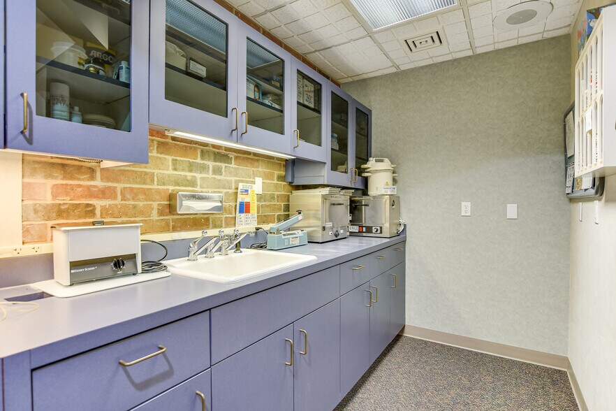 More Photos Of 13066 Research Hwy 183 Blvd, Austin Medical For Sale