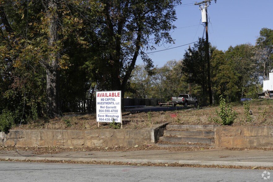 More Photos Of 300 N Church St, Spartanburg Land For Sale