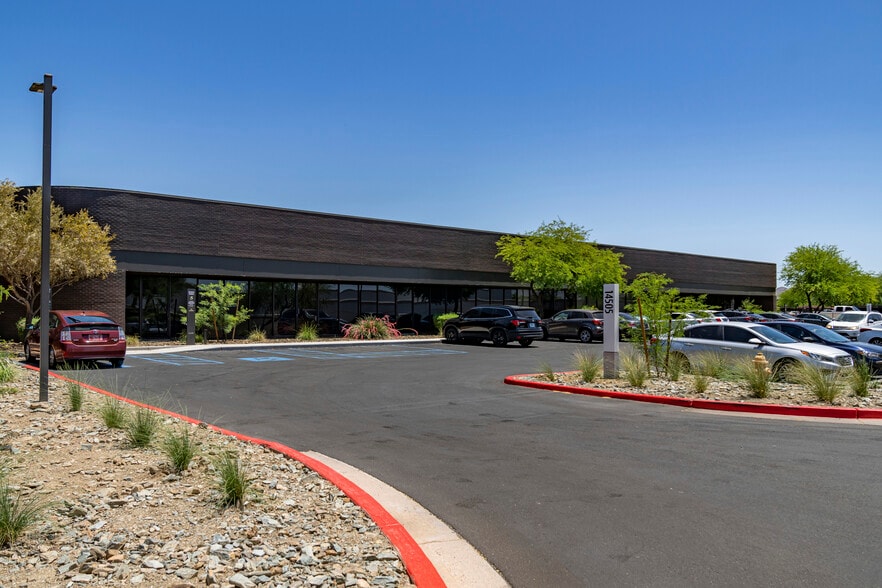 More Photos Of 14505 N Hayden Rd, Scottsdale Unknown For Lease