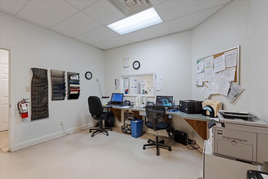 More Photos Of 2477 Tim Gamble Pl, Tallahassee Medical For Sale