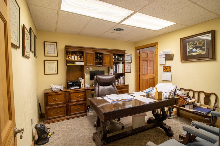 More Photos Of 149 Chesterfield St, Aiken Loft Creative Space For Sale