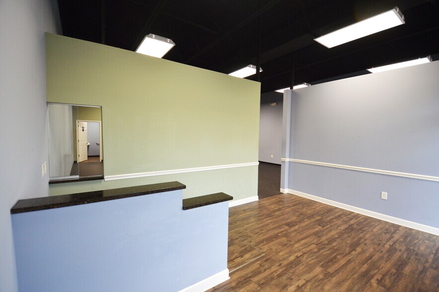 More Photos Of 853 Old Winston Rd, Kernersville Medical For Lease
