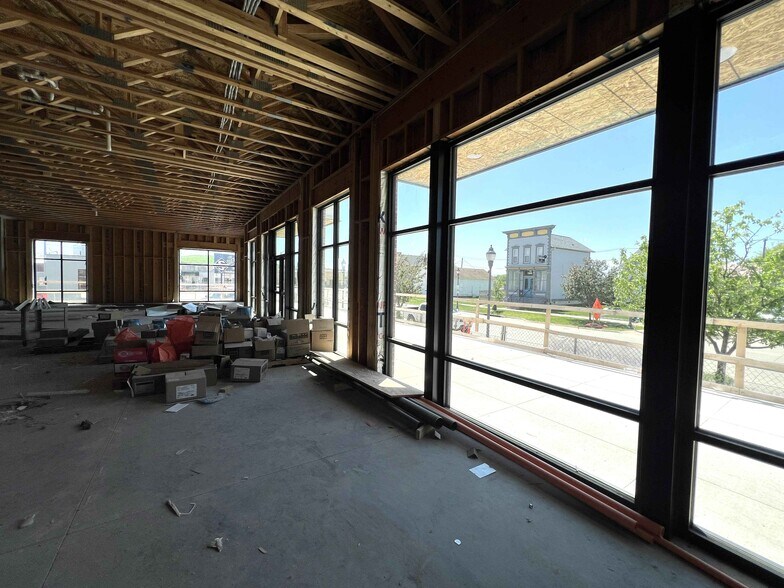 More Photos Of 1220 3rd St SE, Cedar Rapids Apartments For Lease