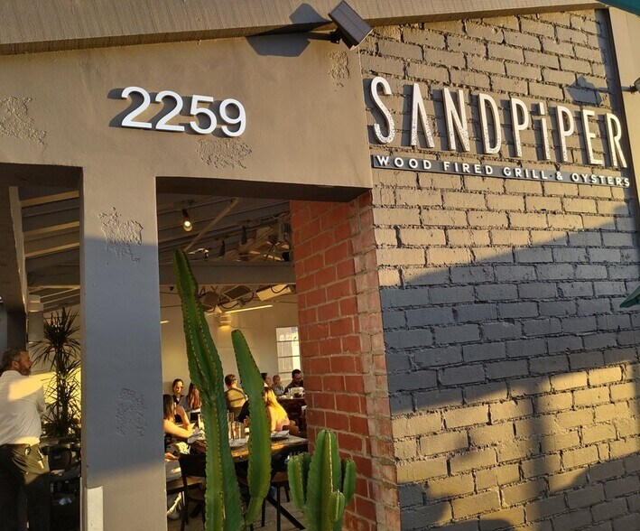 More Photos Of 2255-2259 Avenida De La Playa, La Jolla Storefront Retail Office For Lease