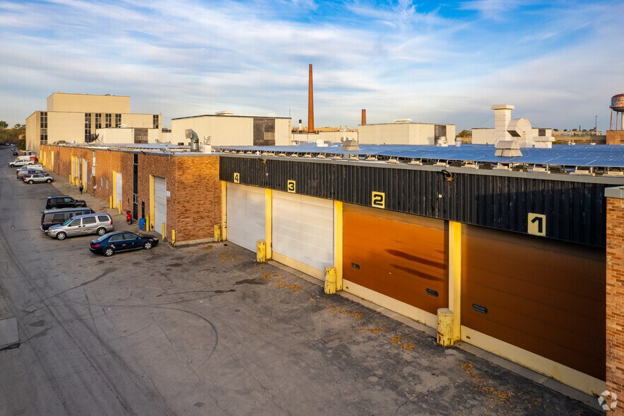 More Photos Of 1900 N Austin Ave, Chicago Manufacturing For Lease