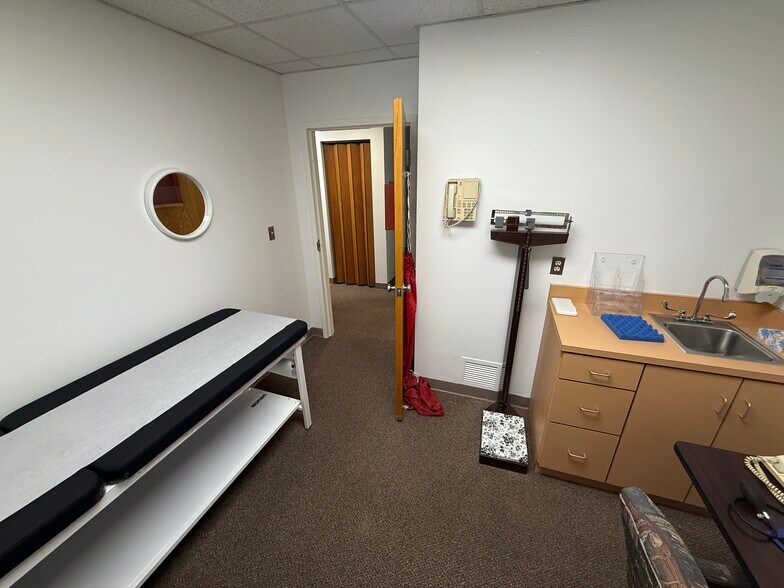 More Photos Of 67 Union St, Natick Medical For Sale