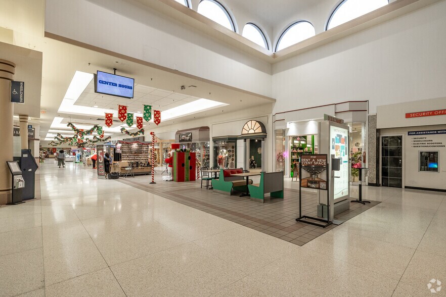 More Photos Of 2209 Richland Mall, Mansfield Unknown For Sale